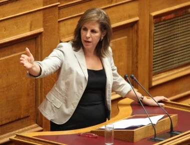 Ε. Χριστοφιλοπούλου: «Θα αποδοθούν οι ευθύνες για την τραγωδία στο Μάτι;»